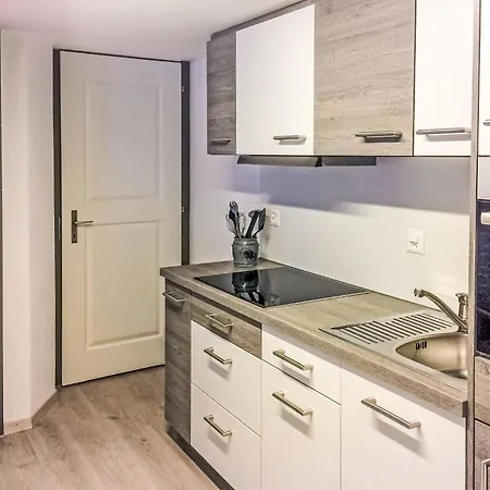 Sunstar Klein By Interhome Saas-Grund